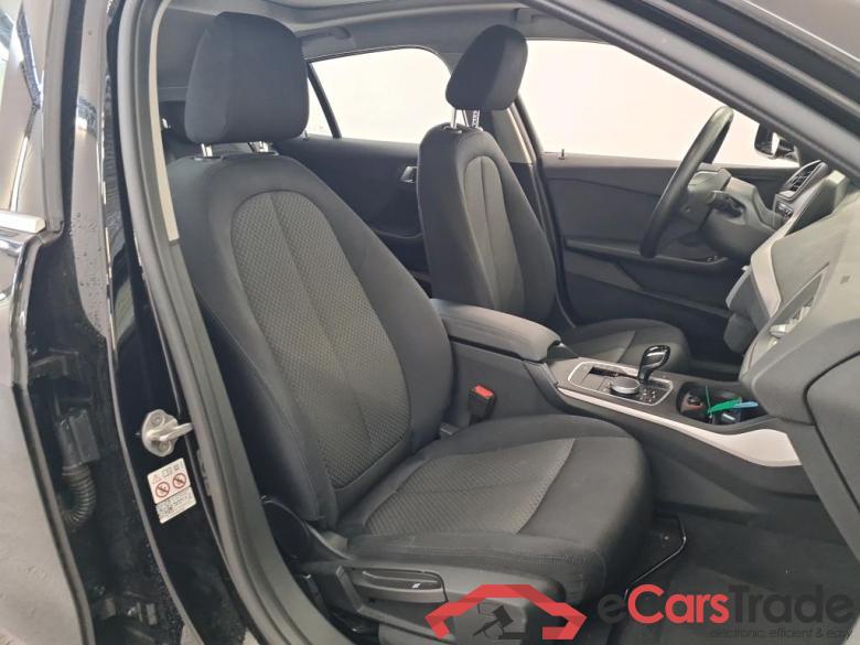 BMW 1 Serie '19 BMW 1 Serie 118iA Corporate Executive 5d #3