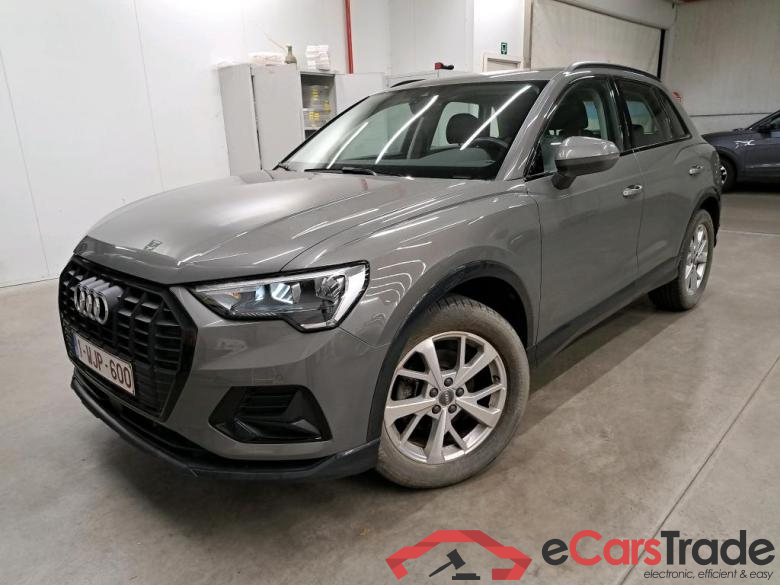 AUDI - AUD Q3 35 TFSI 150PK S-Tronic Advanced Pack Business Plus & Shadow Look & Trailer Towing Hook   * PETROL *