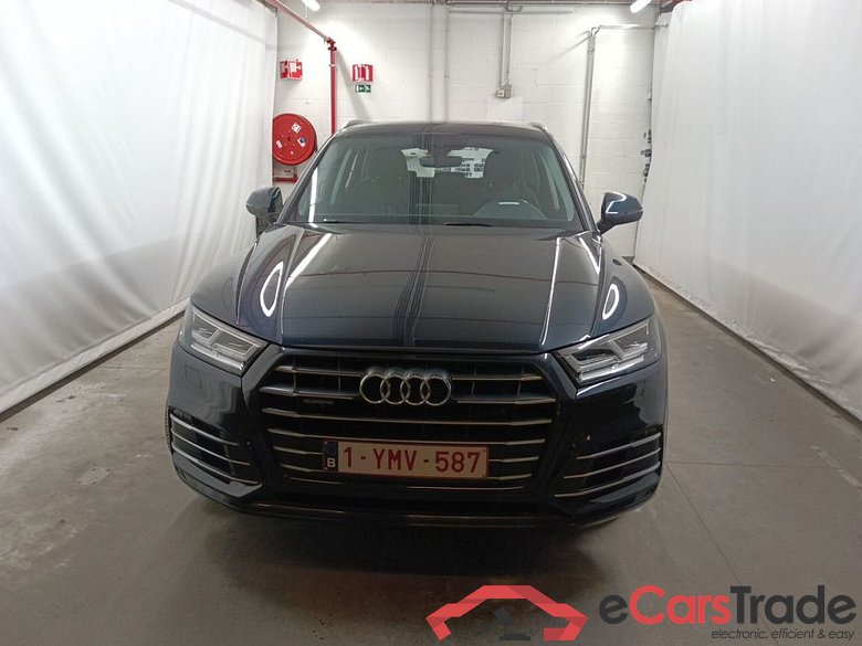 Audi Q5 Sport 55 TFSi e S tronic quattro 5d #1
