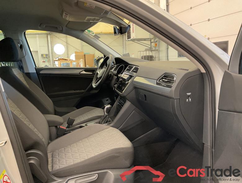 VOLKSWAGEN Tiguan Life 1.5 TSI ACT OPF 110 kW (150 ch) 7 vitesses DSG #4