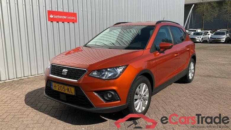 SEAT Arona 1.0tsi style business intense 70kW #1