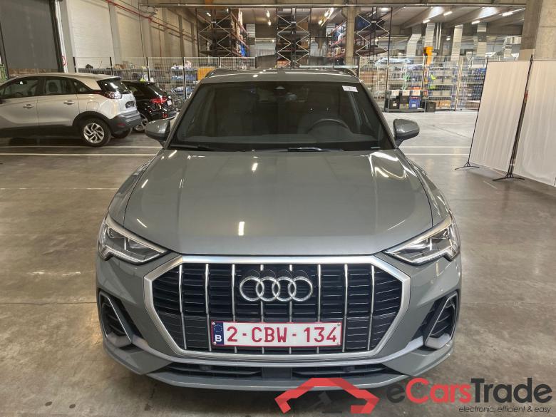 Audi, Q3 '18, Audi Q3 35 TDI S tronic S line Business Edition 5d - NO COC #1