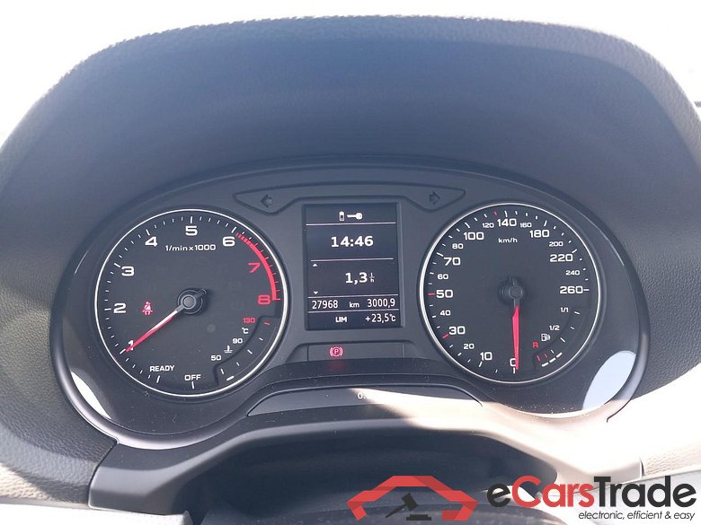 Audi Design 30 TFSI 85kW (116CV) Q2 30 TFSI design 1.0 TFSI 115CV MT6 E6dT #4