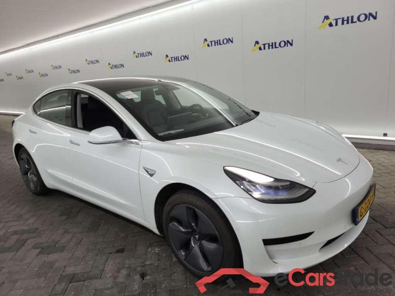 Tesla Model 3 Standard Range Plus RWD 4D 211kW #2