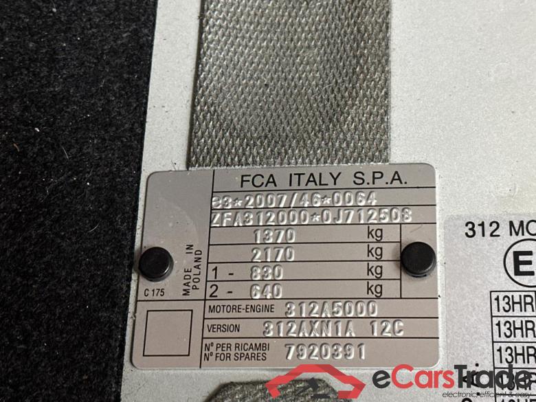 Fiat 500 '15 Fiat 500 TwinAir Turbo 80 Lounge 3d #6