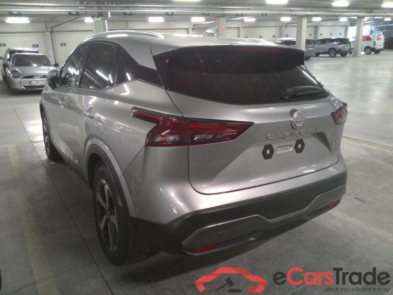 QASHQAI MY22 Mild-Hybrid EPWR 2WD N-connecta  Design Pack         #4