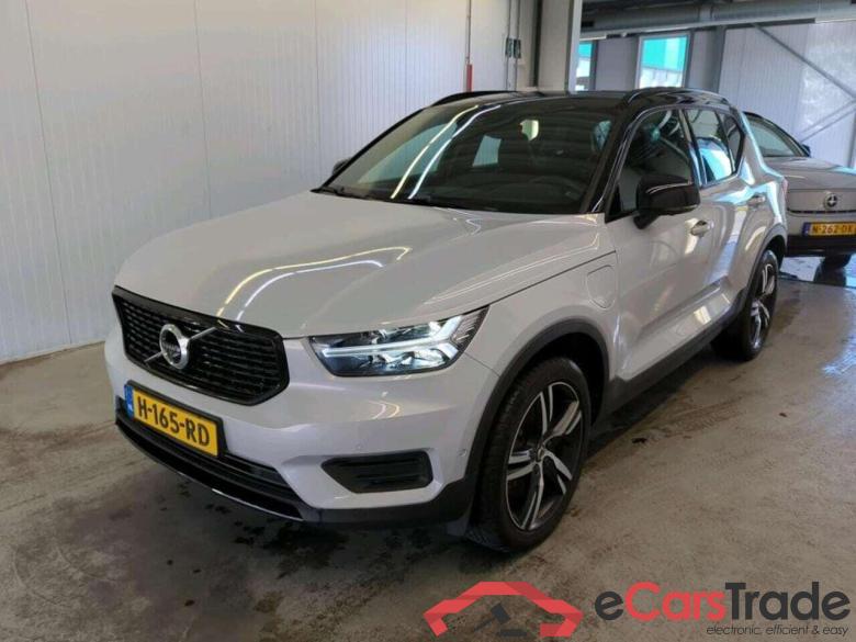 VOLVO XC40 1.5 T5 TE R-Design #1