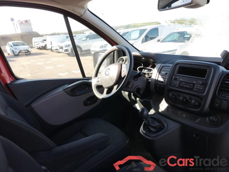 Renault Furgón 27 L1H1 dCi 88kW (120CV) Euro 6 Trafic III Furgón L1H1 2 7t 1.6 dCi 120CV MT6 E6 #3