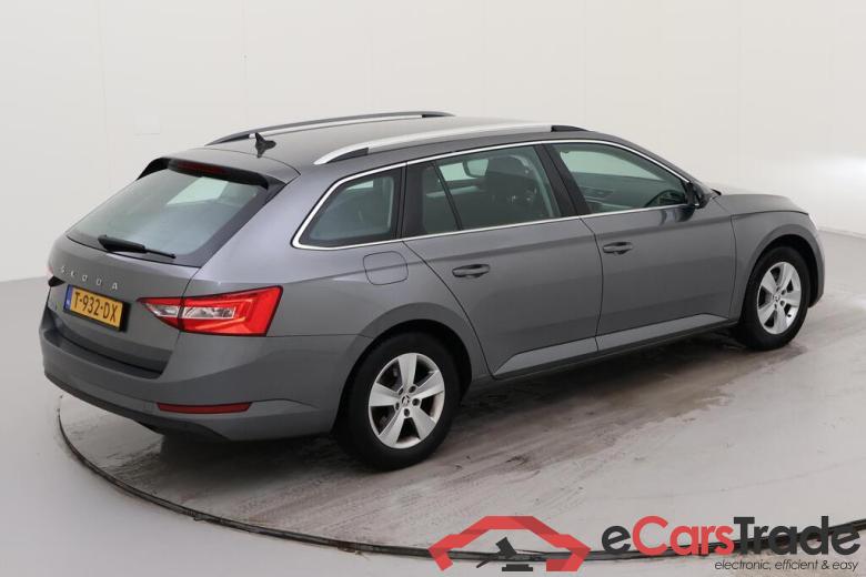 SKODA Superb Combi 110 kW #6