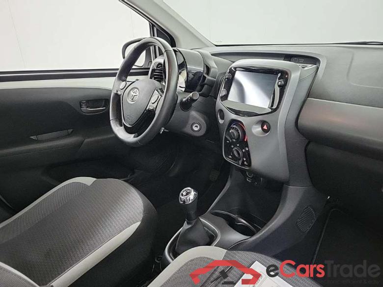 TOYOTA Aygo 1.0 VVT-i x-play 5D 53kW #6