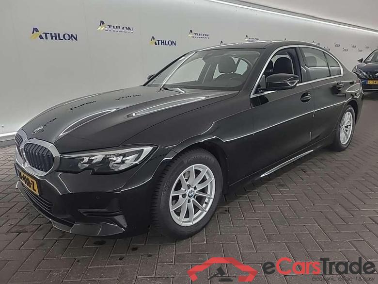 BMW 3 Serie Sedan 320iA 4D 135kW #1