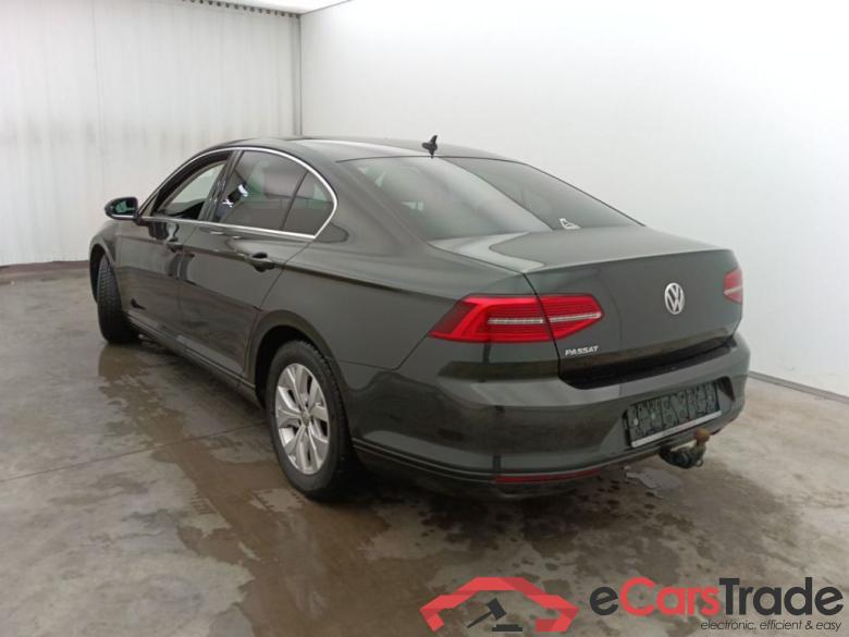 Volkswagen Passat 1.5 TSI OPF DSG7 Comfortline Business 4d #3