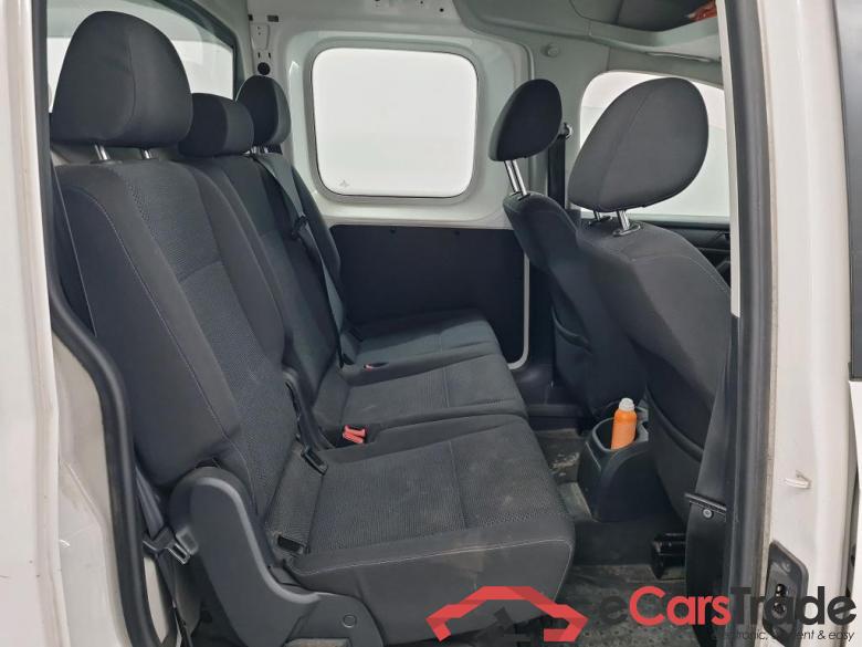 VOLKSWAGEN CADDY MAXI DIESEL - 2015 2.0 TDi SCR Conceptline Transfo Van #6