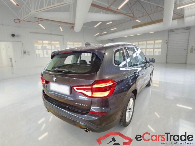 BMW 76 BMW X3 / 2017 / 5P / SUV XDRIVE 30E BUSINESS ADVANTAGE #2