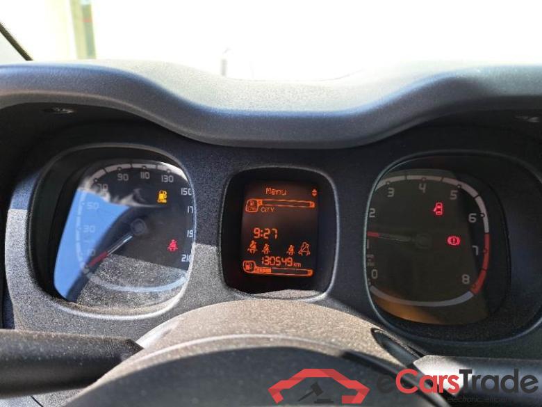 Fiat 2 FIAT PANDA / 2011 / 5P / BERLINA 0.9 TWINAIR TURBO NATURAL POWER EASY #4