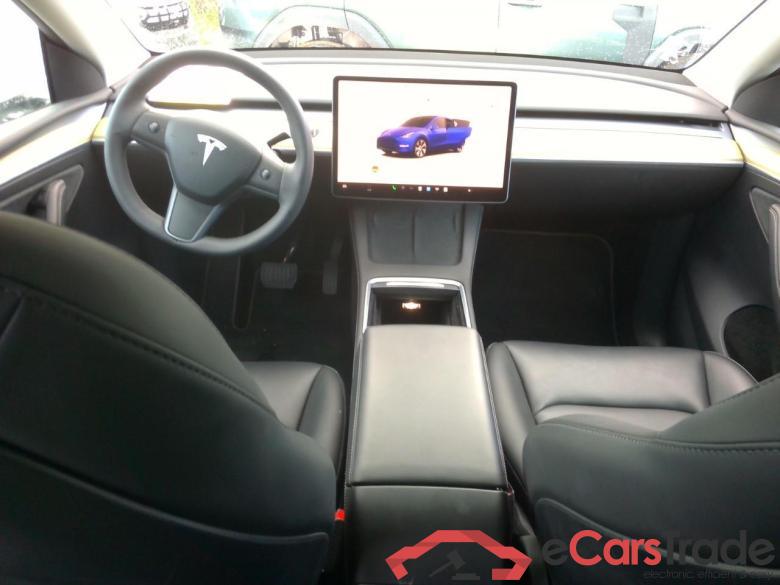 Tesla Model Y  Y Standard RWD #5