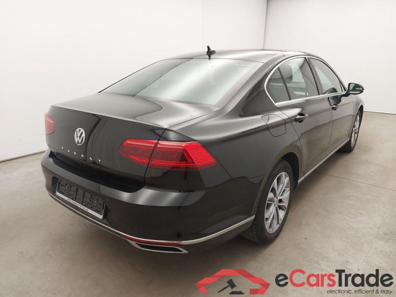 Volkswagen Passat 1.6 TDI SCR DSG7 Elegance Business 4d #5