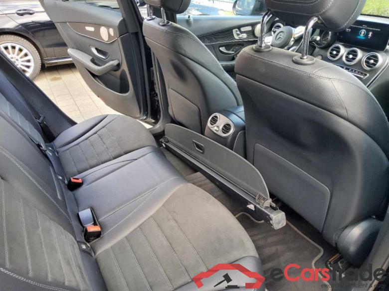 Mercedes GLC 300de Hybrid AMG 4Matic Aut. LED-Multibeam Burmester Navi 1/2 Sport-Leather-Alcantara KeylessGo Camera Klima PDC ... #6