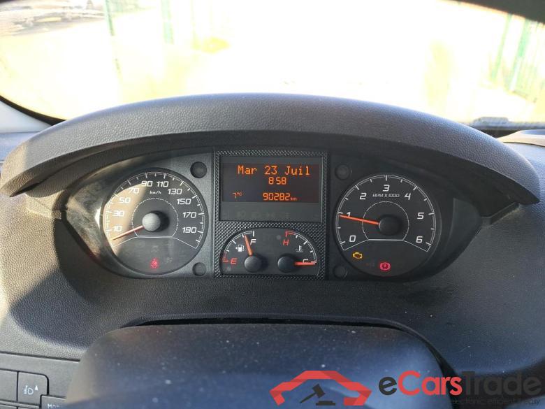 Citroen 4-35 L3 BlueHDi 160 BVM6 Confort CITROEN Jumper Châssis Cabine SC VU 2p Châssis cabine 4-35 L3 BlueHDi 160 BVM6 Confort #6