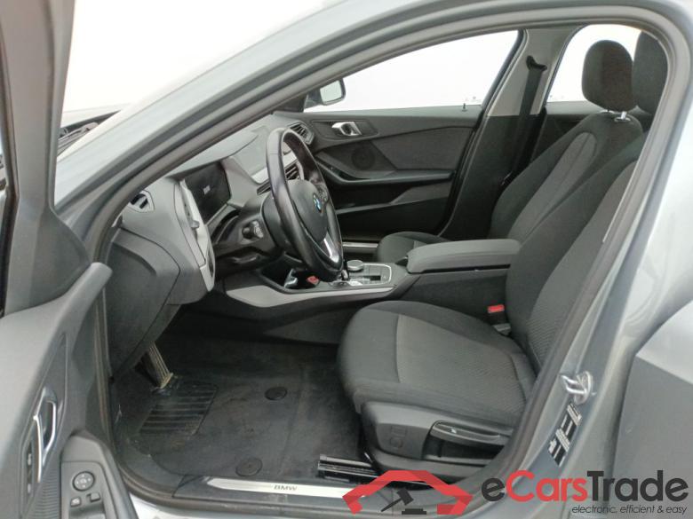 BMW 1 HATCH DIESEL - 2019 118 dA 150hp (EU6AP) 5d #6