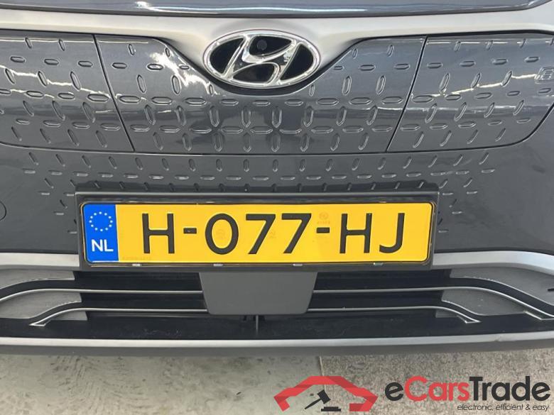 Hyundai Kona '17 Hyundai KONA Fashion Electric 64 kWh 5d #5