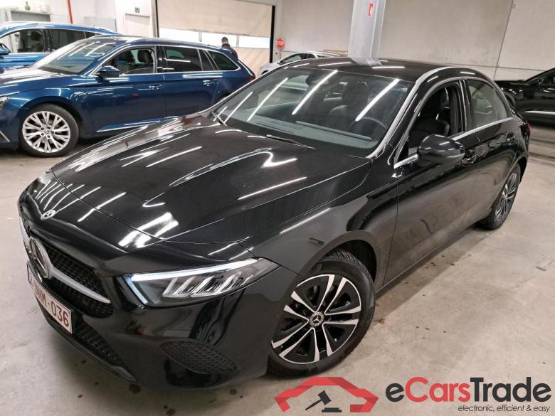 Mercedes A 250e Limousine Facelift Hybrid Aut. LED Widescreen Navi 1/2 Sport-Leather KeylessGo Klima PDC ... #1