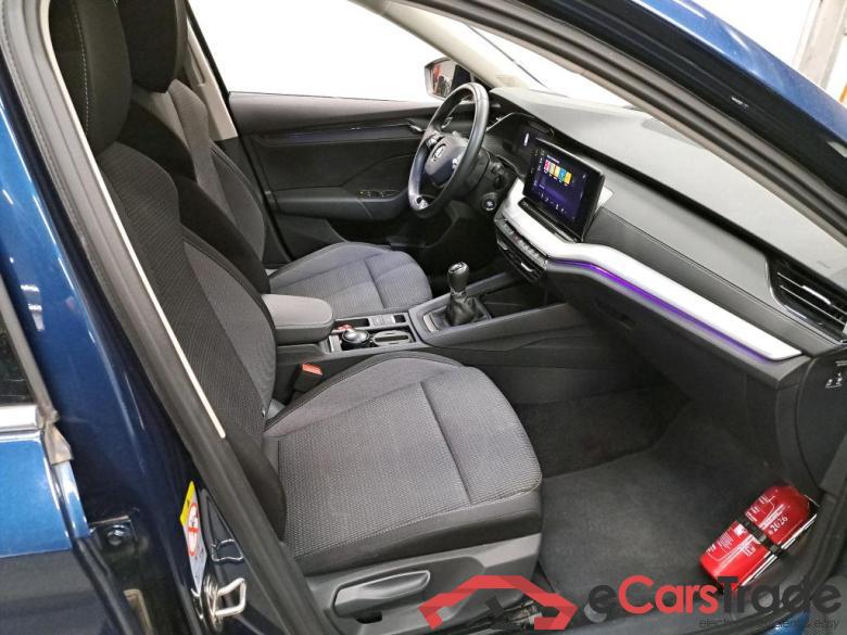 SKODA - SKO OCTAVIA COMBI CRTDI 115PK Ambition Pack Launch With Heated Seats & PDC Front & Rear #3
