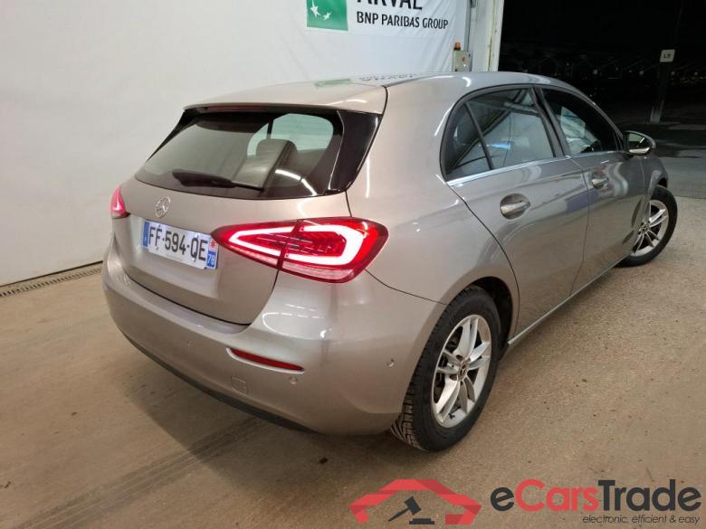 Mercedes A 180 Business Line MERCEDES-BENZ Classe A 5p Berline A 180 Business Line #3