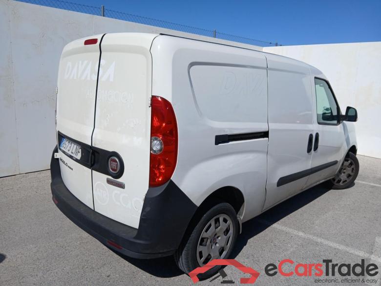 Fiat Cargo Maxi SX 1.3 Mjet 70kW (95CV) FIAT Doblò Cargo/2015/4P/furgón derivado de turismo Cargo Maxi SX 1.3 Mjet 70kW (95CV) #2