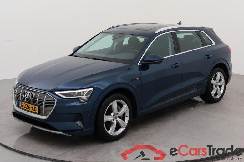 AUDI e-tron  #1