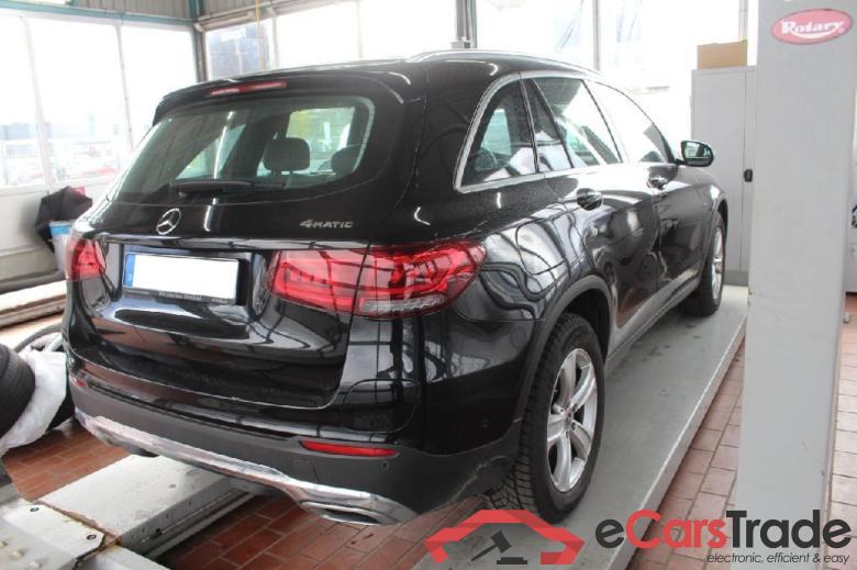 Mercedes GLC ´15 GLC -Klasse GLC 300 e 4Matic (253.953) 2.0 235KW AT9 E6d #6