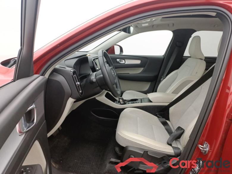 Volvo XC40 D3 Geartronic Momentum Pro 5d #6