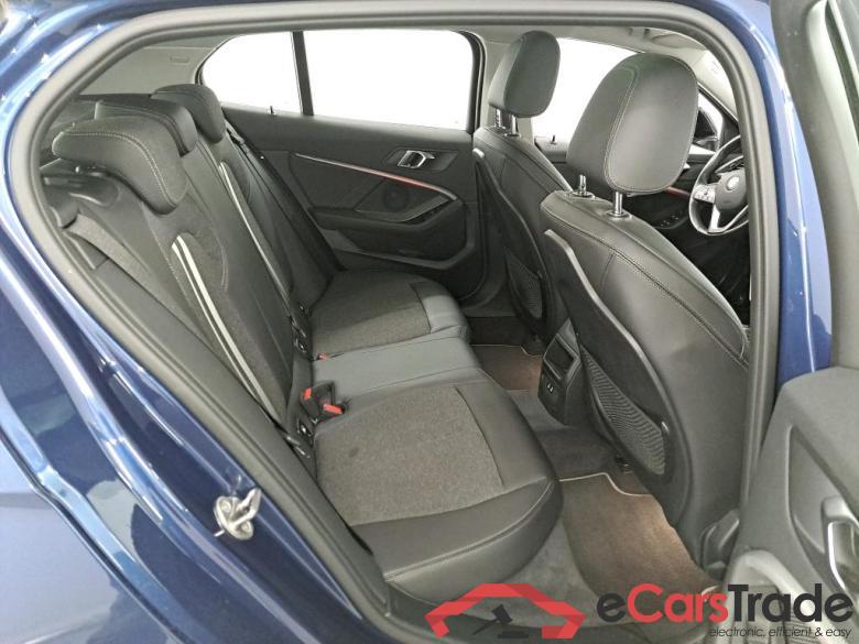 BMW 1-serie 1.5 118I (100KW) Model Sport Business Mirror Parking Assistant #6