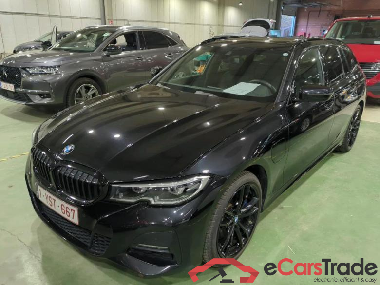 BMW 3 SERIES TOURING 2.0 330E (215KW) TOURING Mirror Business Plus Model M Sport Comfort