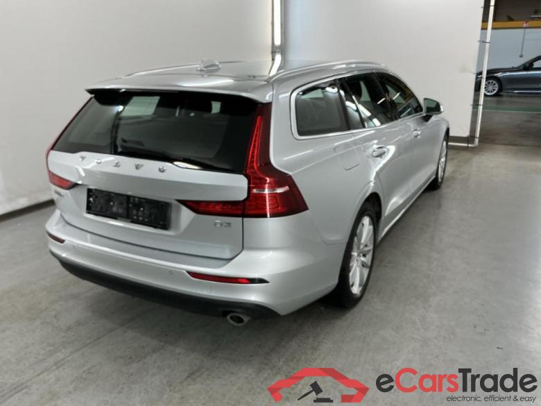 VOLVO V60 DIESEL - 2018 2.0 D3 Momentum Pro Winter  Park Assist #4
