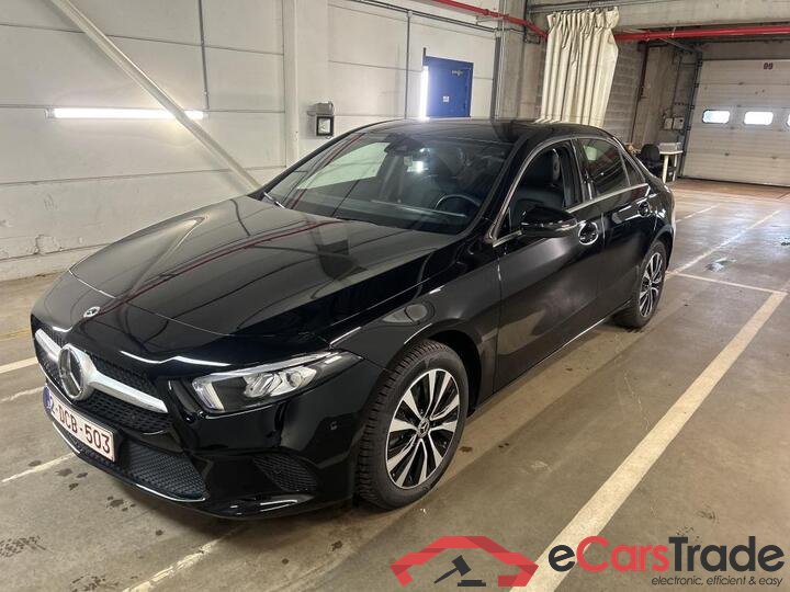 Mercedes A-Klasse Limousine A-Klasse Limousine A 250 e Business Line (PHEV) 160kW/218pk  4D/P Auto-7 #1