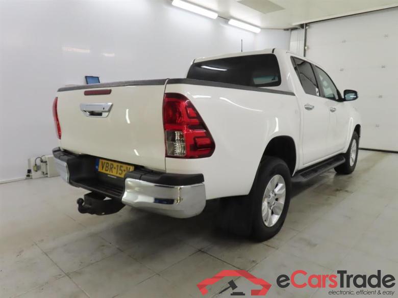 TOYOTA HILUX 2.4 D-4D-F DC Prof. #2