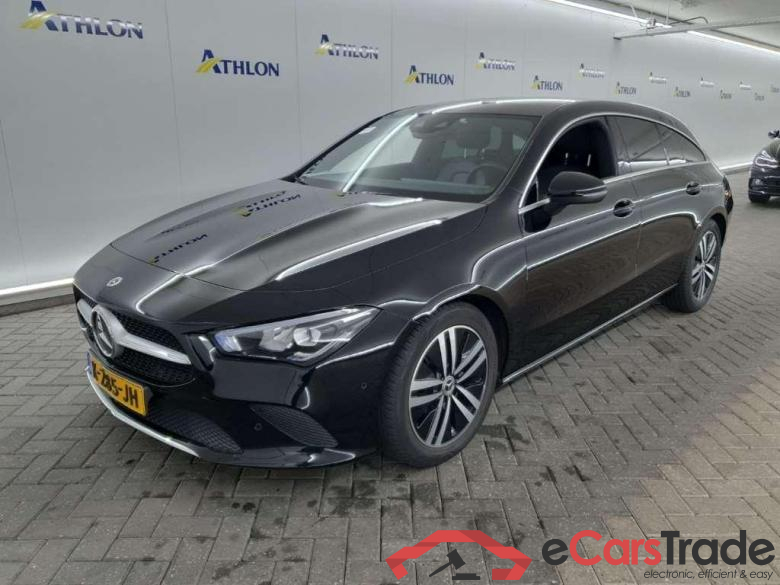 MERCEDES-BENZ CLA Shooting Brake CLA 180 DCT Bus. Solution Luxury 5D 100kW