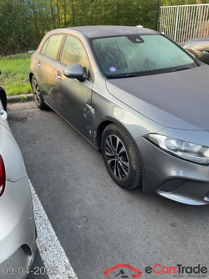 Mercedes A-Klasse A-Klasse A 180 Essential Line 100kW/136pk  5D/P Auto-7 #5