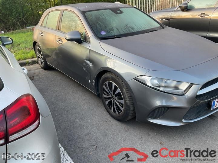 Mercedes A-Klasse A-Klasse A 180 Essential Line 100kW/136pk  5D/P Auto-7 #6