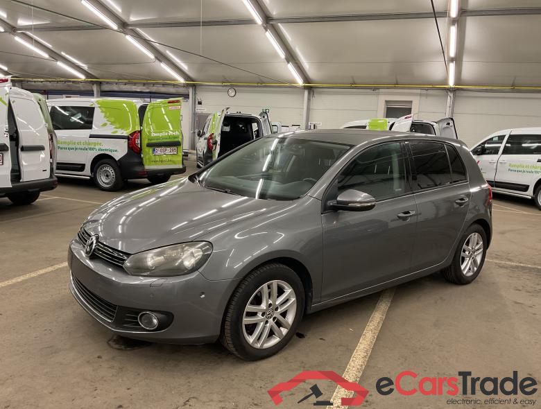VOLKSWAGEN Golf VI 