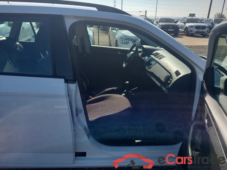 Skoda  Fabia Combi (2015) Fabia Com.1.0TSI 70 Ambition #6