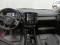 preview Volvo XC40 #2