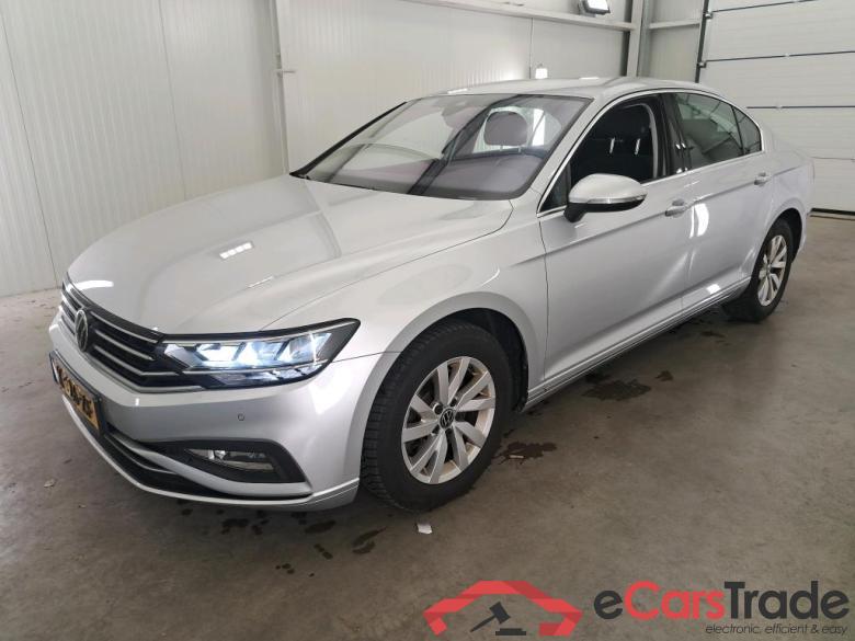 Volkswagen Passat Limousine '14 Volkswagen Passat 1.5 TSI 7-DSG Business 4d #1