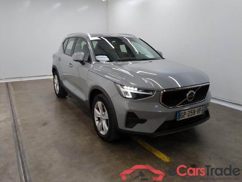 Volvo  XC40 Momentum 2WD 2.0 #4