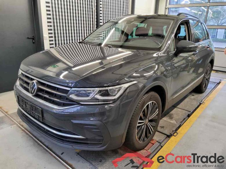 Volkswagen Tiguan (AX1)(07.2020->2024) DE - SUV5 2.0 TDI BMT/Start-Stopp EU6d, Life 4Motion (EURO 6d), (Facelift) 2020 #1