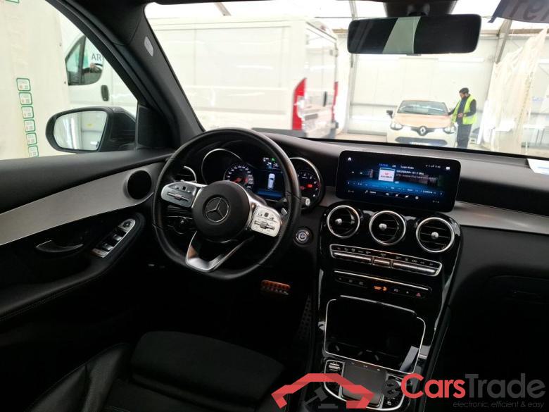 Mercedes GLC 300 e AMG Line 4Matic MERCEDES-BENZ GLC / 2019 / 5P / SUV GLC 300 e AMG Line 4Matic #5