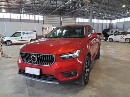 Volvo 233 VOLVO XC40 / 2017 / 5P / SUV T4 PLUG-IN HYBRID AUTO RECHARGE INSCR.