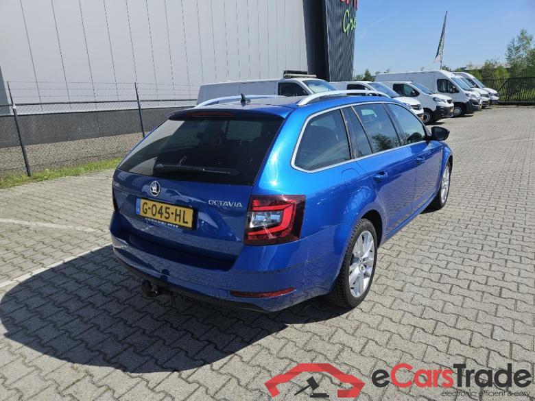SKODA Octavia Combi 85 kW #5