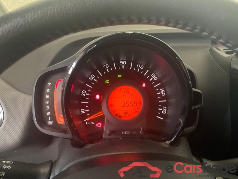 PEUGEOT 108 1.0 e-VTi Allure #6